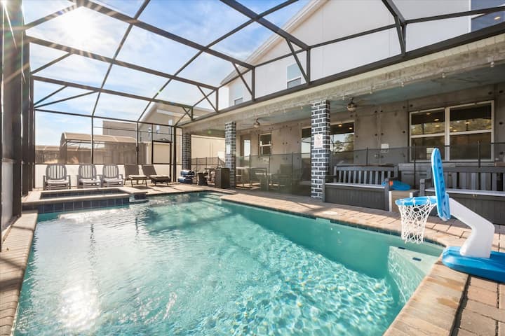 9bd Sea-themed | Pool + Resort Access, Near Disney - Kissimmee