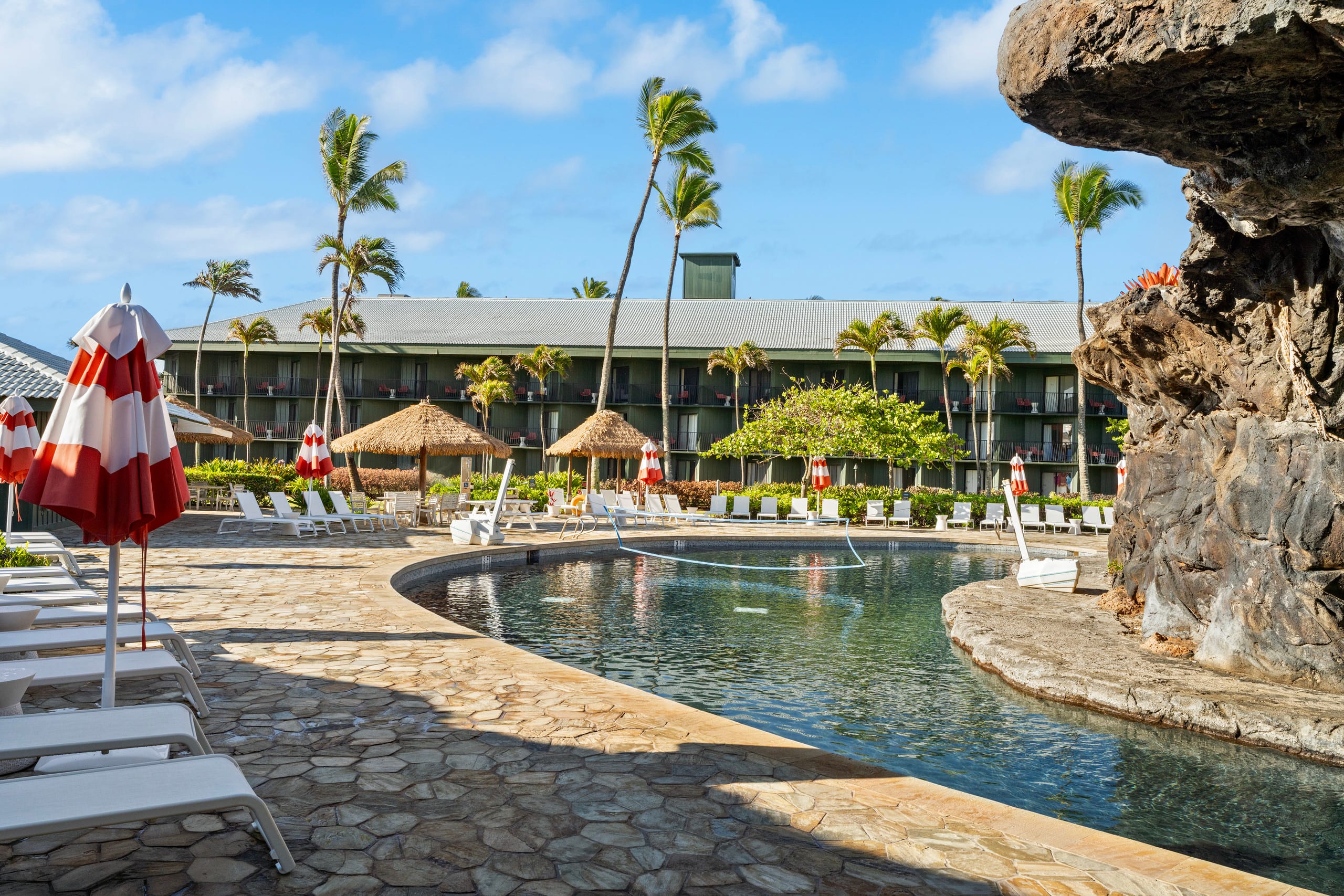 Oceanfront Paradise Views and Luxury - Image 11