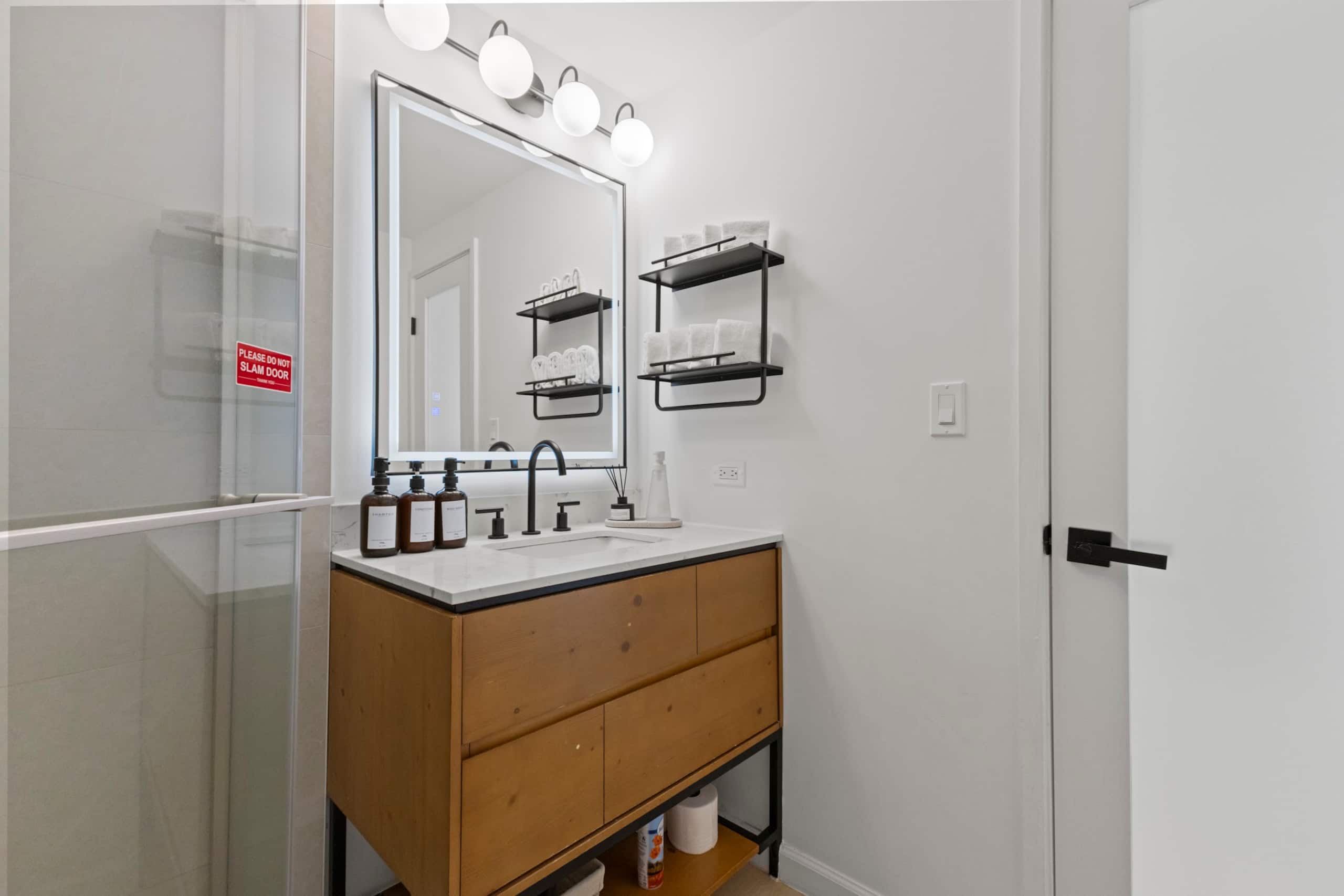 36F-Modern Upscale Ocean View 1BR-Waikiki Beach! - Image 42