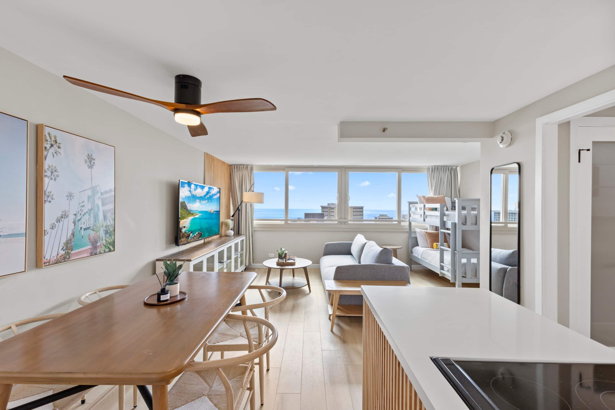 36F-Modern Upscale Ocean View 1BR-Waikiki Beach! - Image 2