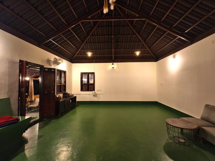 Eesha Farmhouse - Calm Countryside Stay - Tumkur