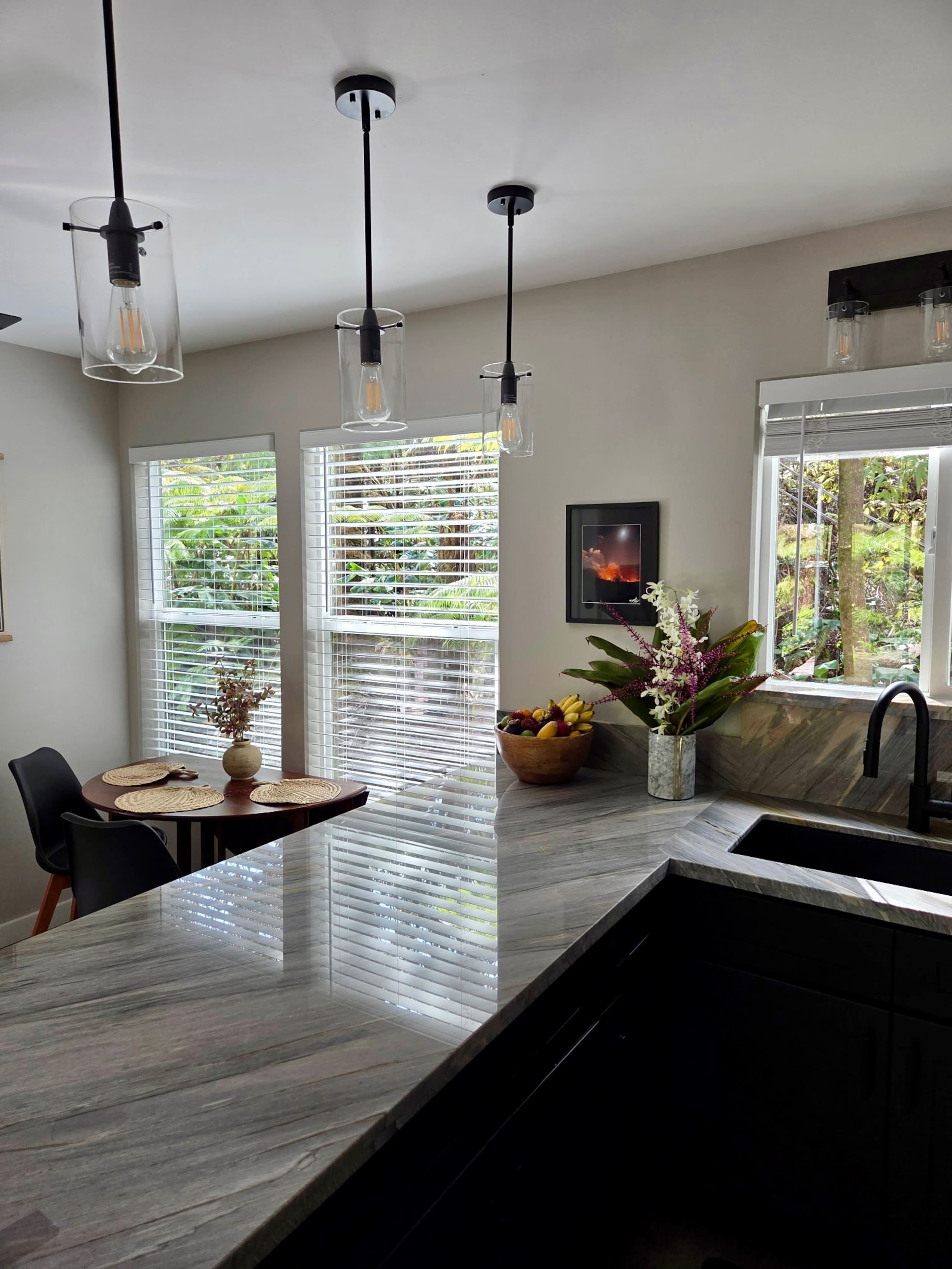 Townhouse in Volcano · ★5.0 · 1 bedroom · 1 bed · 1 bath - Image 3