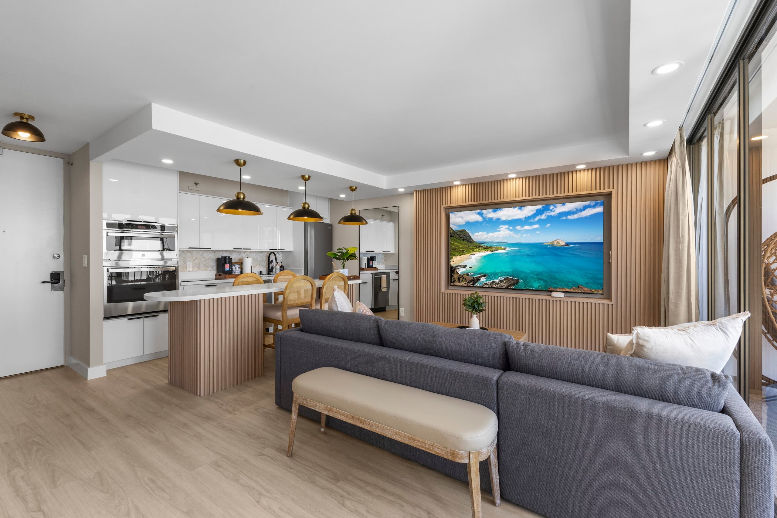 33F-Stunning Ocean View 1BR-Waikiki/Free Parking~ - Image 10