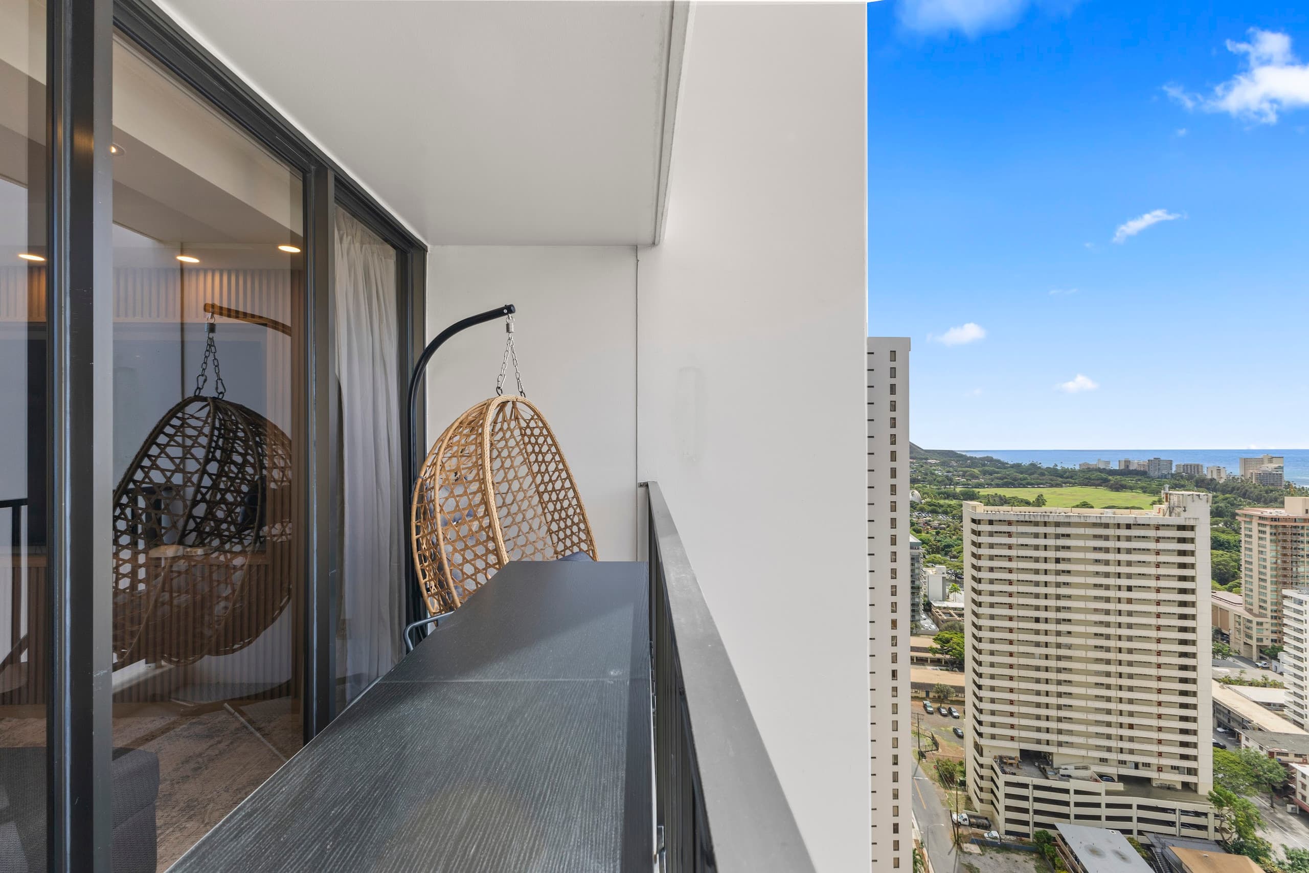 33F-Stunning Ocean View 1BR-Waikiki/Free Parking~ - Image 39