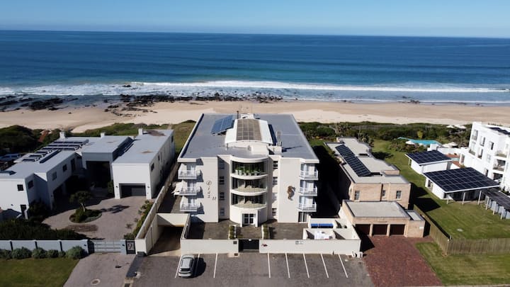 Central Beach Stay – Ultimate Holiday Spot - Jeffreys Bay