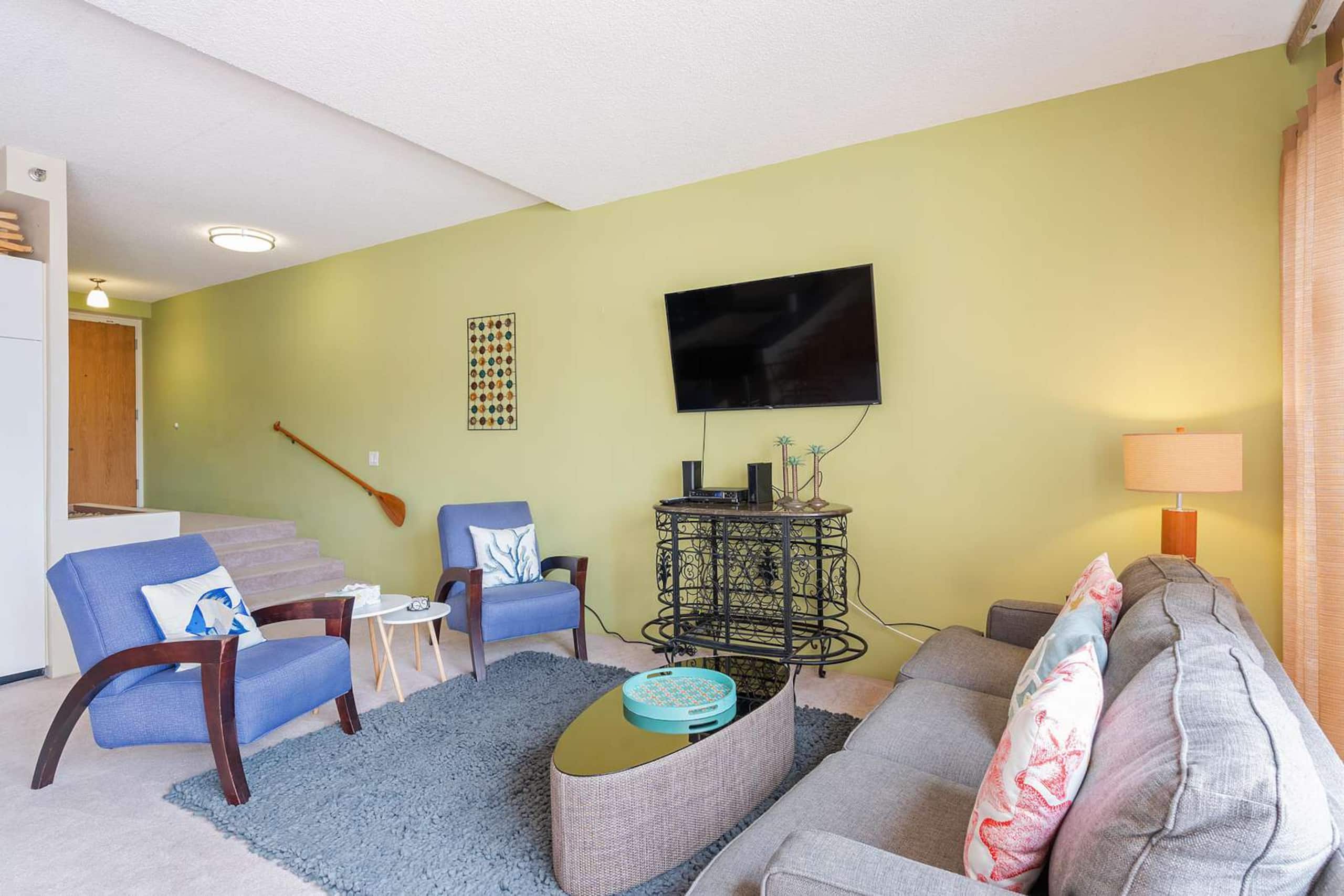 Condo in Honolulu · ★4.89 · 1 bedroom · 1 bed · 1.5 private baths - Image 20