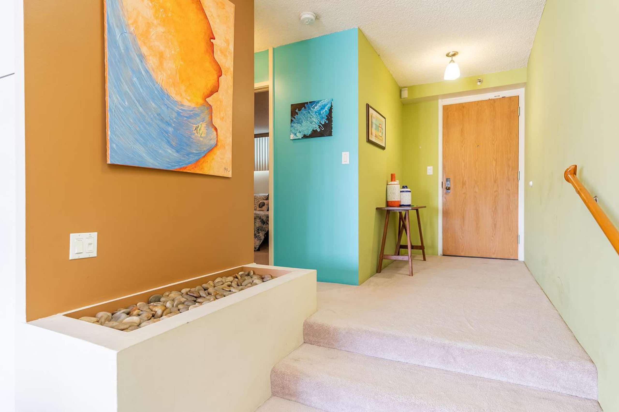 Condo in Honolulu · ★4.89 · 1 bedroom · 1 bed · 1.5 private baths - Image 13