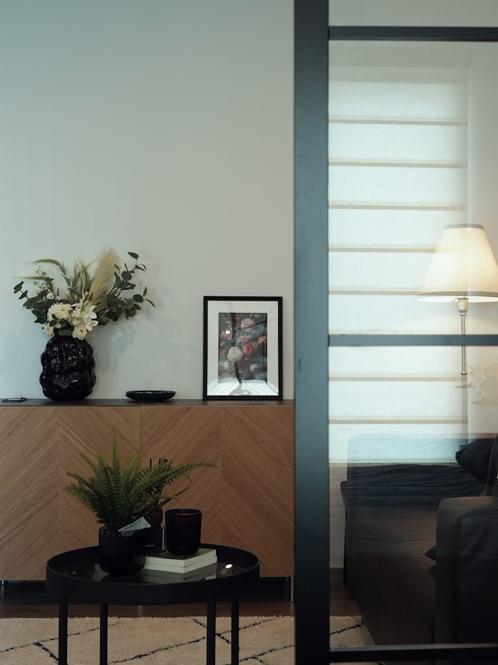 A Charming One-bedroom A Condo Near The Bts - Thailand