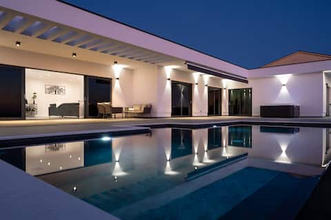Villa Lucija 4