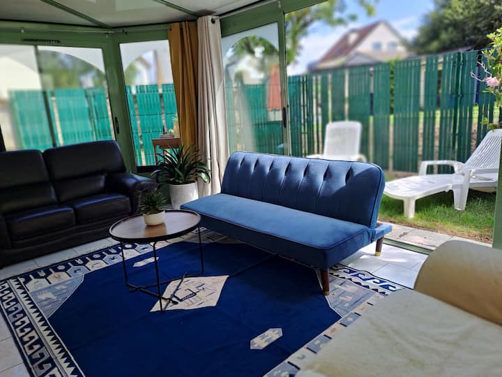 Rez De Jardin Dans Une Maison Individuelle - Angers