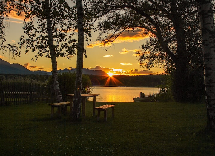 Platzerl Am See Vom Alltag Entfliehen. - Villach