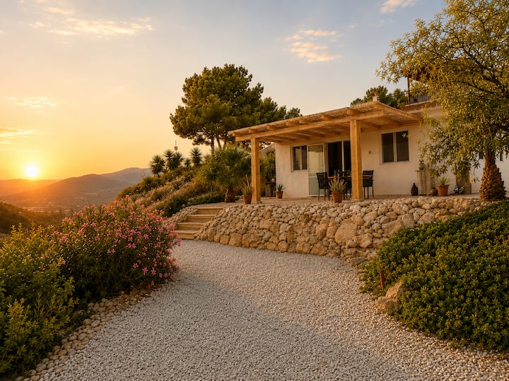 Casita Calma |
Pure Rust Tussen Bergen En Zee - Villajoyosa