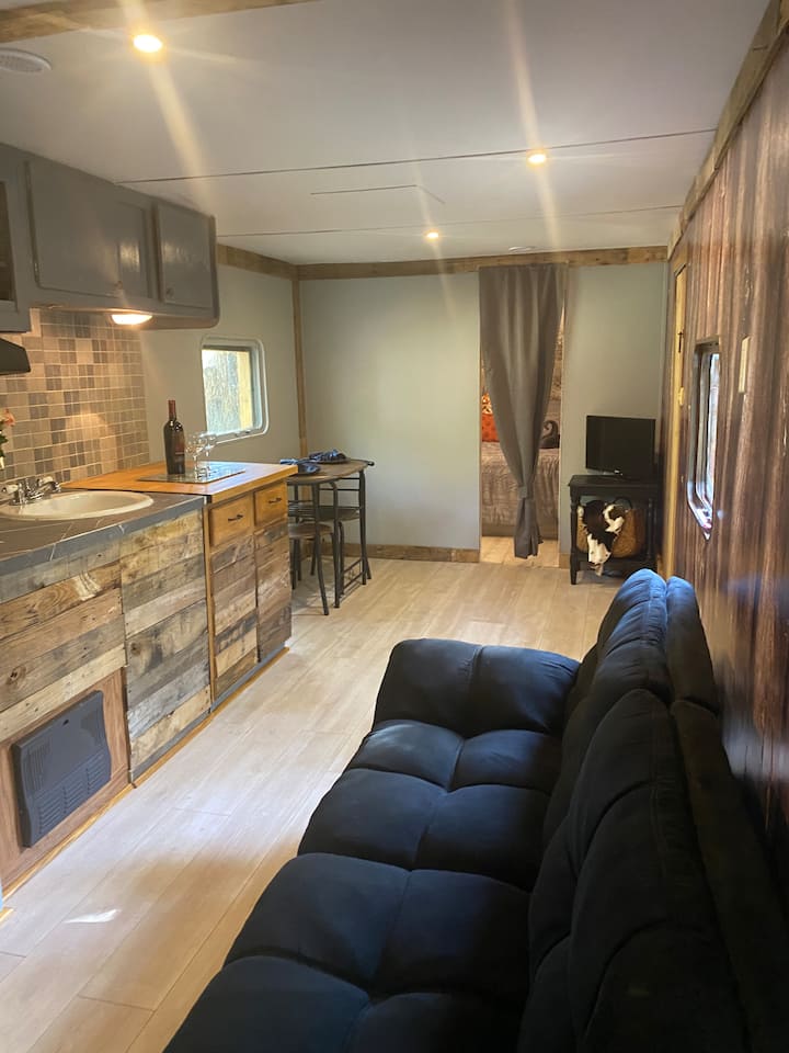 Luna Farm Cabin 1 - Huntsville, TX