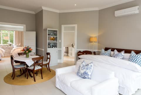 Luxury Family Room 4