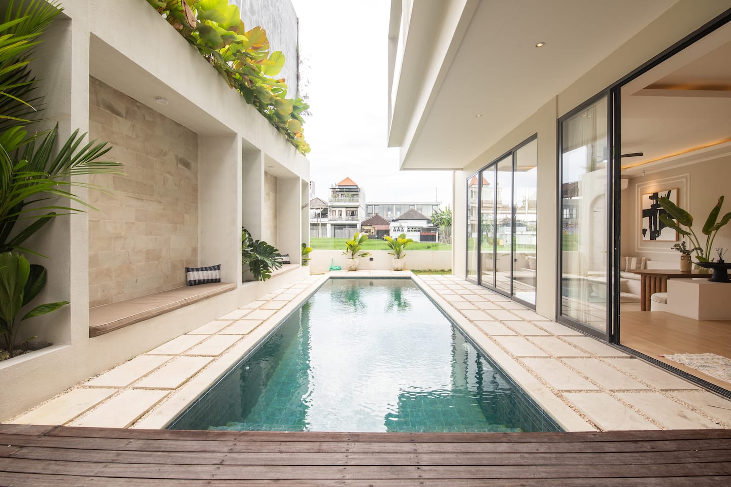 Casa Verde 4 BR private pool villa in Echo Beach · Canggu, Bali — photo 1