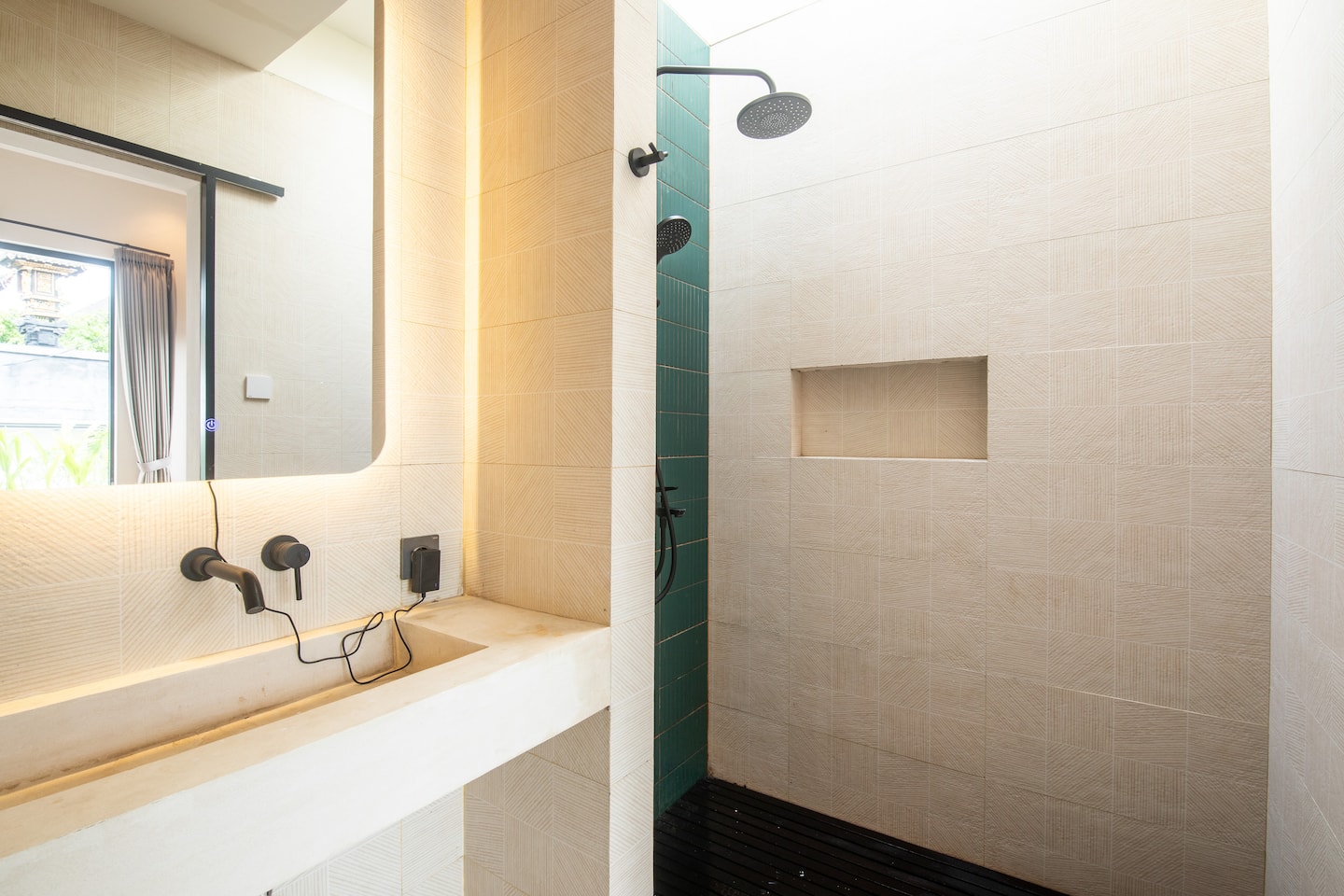 Casa Verde 4 BR private pool villa in Echo Beach · Canggu, Bali — photo 12