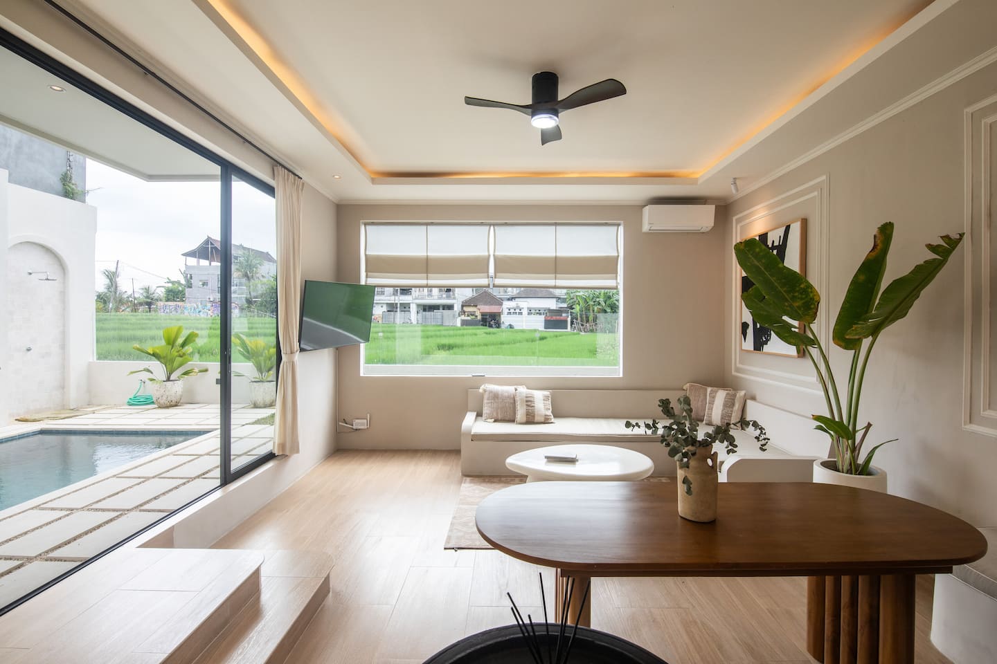 Casa Verde 4 BR private pool villa in Echo Beach · Canggu, Bali — photo 2