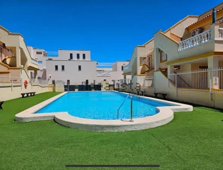 Playa Flamenca Up Stairs Apartment - Playa Flamenca