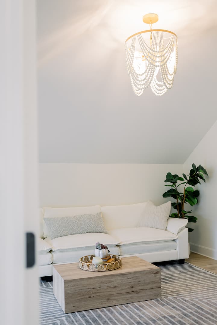 Designer Loft At Historic Estate - Weston Bend State Park, Weston