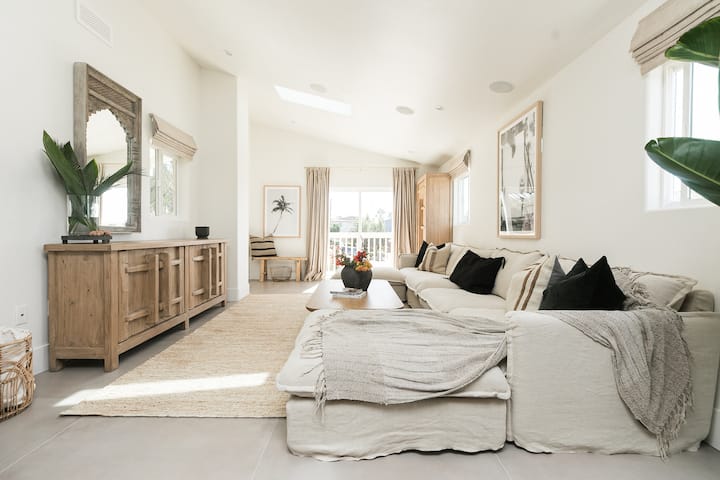 Chestnut By The Sea - New - Carlsbad, CA