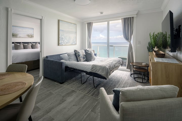 Kitanda cha Sofa cha Malkia chenye godoro la jeli na kifuniko cha juu cha godoro cha hali ya juu kwa ajili ya starehe ya ziada. 