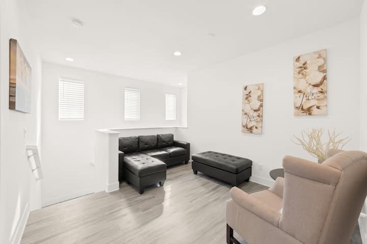 მისაღები ოთახი 2