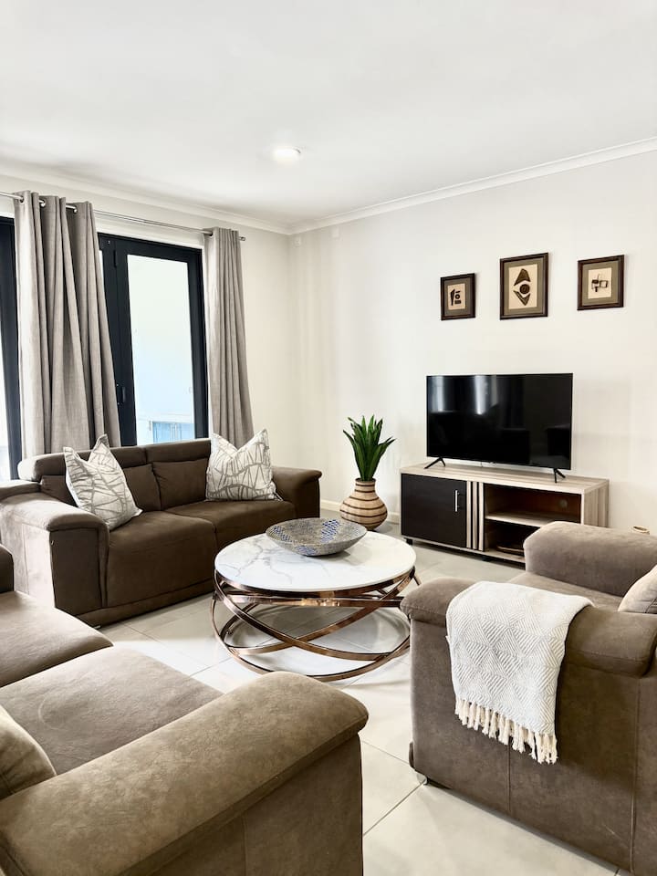 Duplex 3 Bed Townhouse With Pool In Vic Falls - Victoria Falls