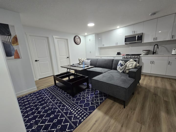 Home In Chestermere Clearwater Community - Chestermere