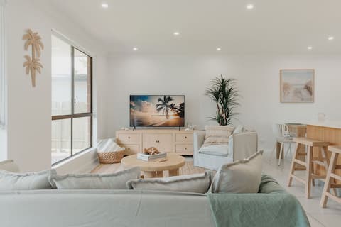 Sea Haven-EV Charger complimentary - sleeps 9