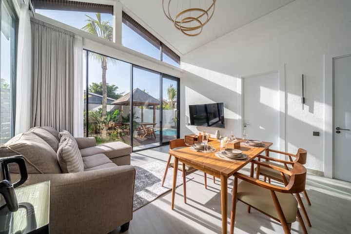 Amazing 3br W Beach Access, Pool+garden & Office - Bali