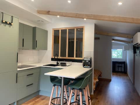Popular Airbnb listing: Cozy studio in Albertville in Albertville
