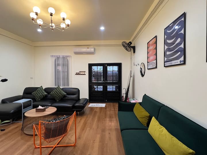 Baan29_2 Steps To Anywhere · Mrt Sutthisan · 5br - Bangkok