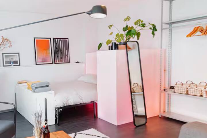 Shoreditch lightbox studio - Airbnb
