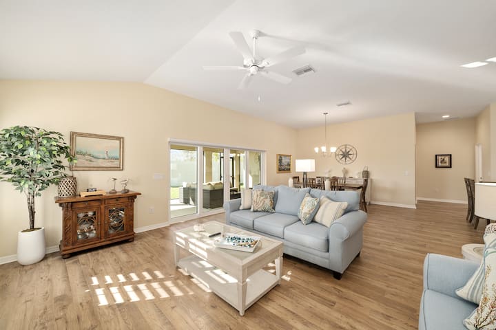 Waters Edge, ¼ Mile To Eastport, 3 Br, 2 Bath - Wildwood, FL
