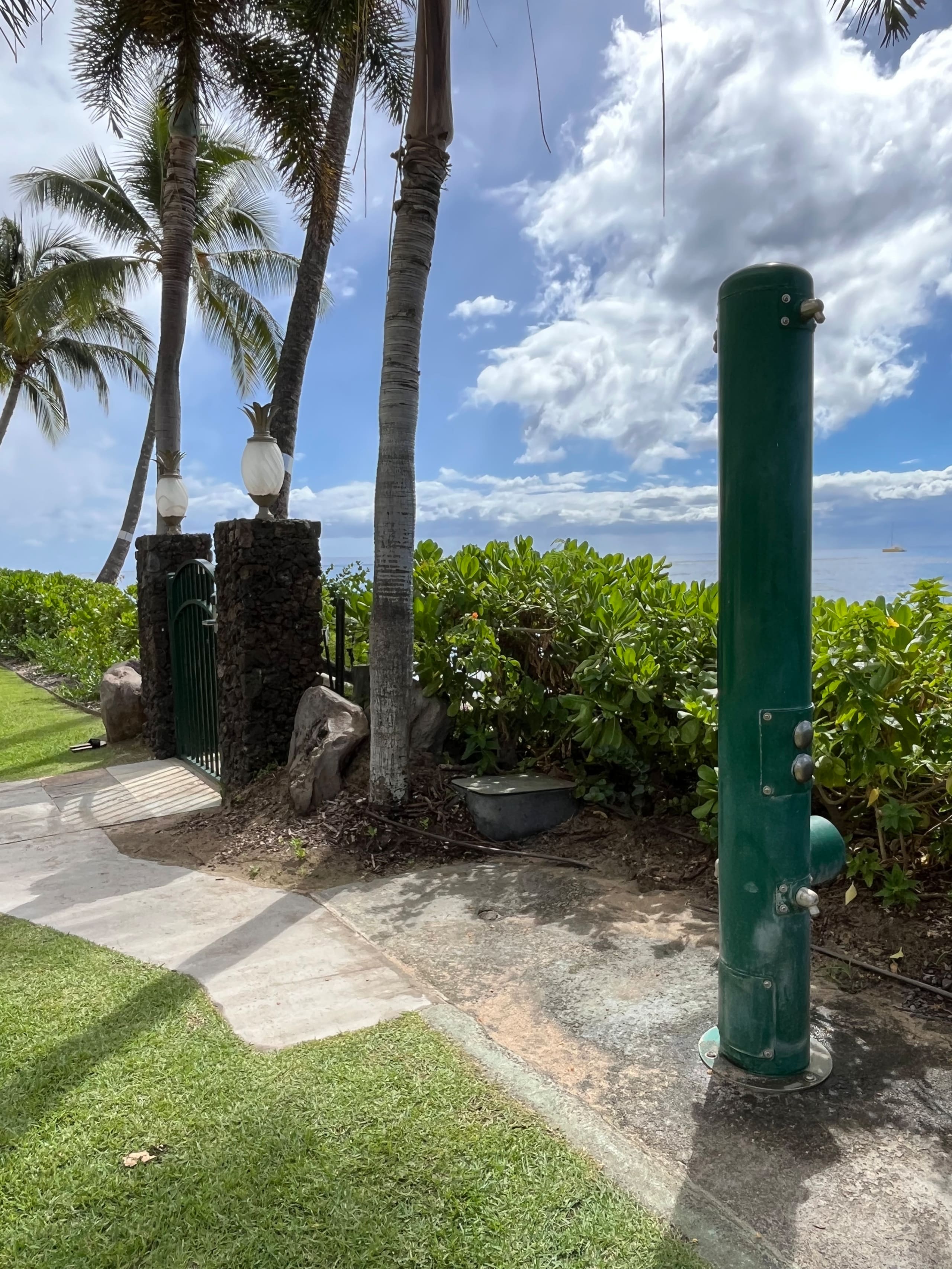 Condo in Lahaina · ★5.0 · Studio · 3 beds · 1 bath - Image 20