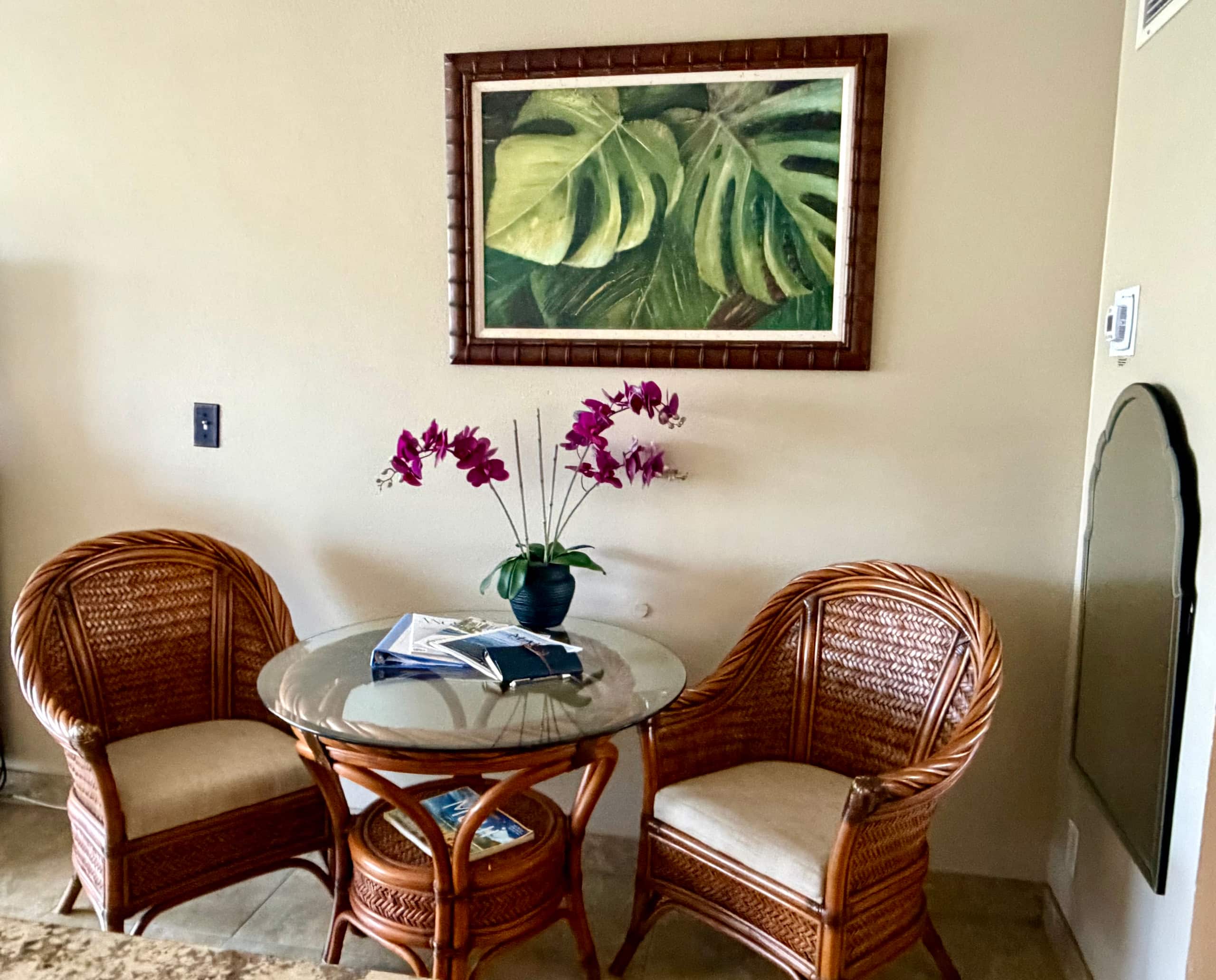 Condo in Lahaina · ★5.0 · Studio · 3 beds · 1 bath - Image 2