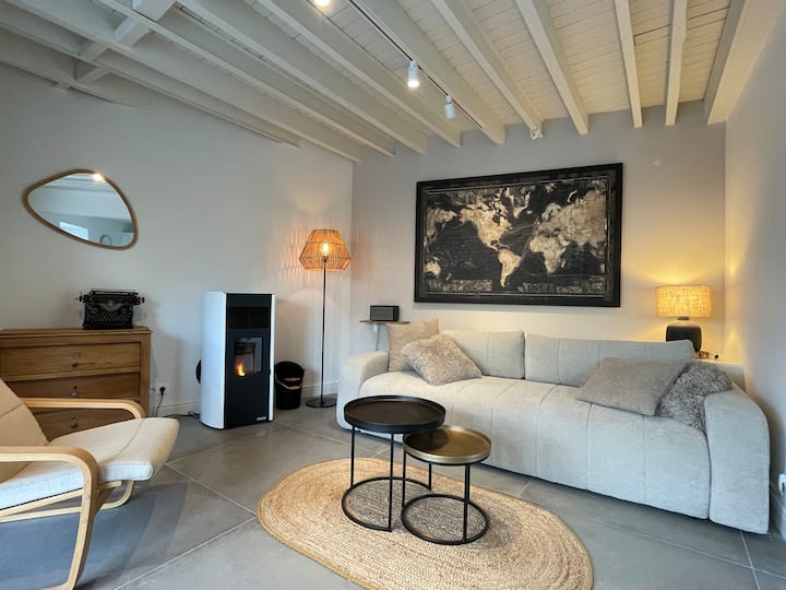 Gîte Du Pèlerin à Hanzinne Avec Piscine Partagée - Belgien