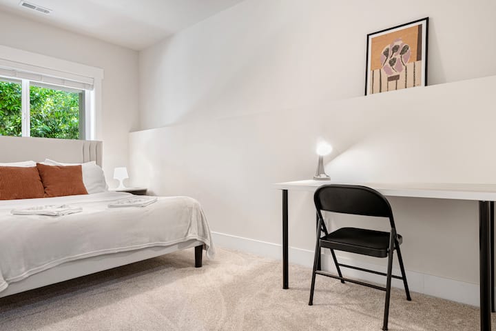 საძინებელი 4