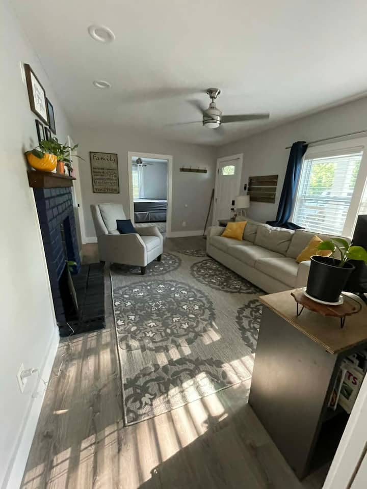 Farm Stay-experiences Included - 7 Min To Downtown - 댈러스