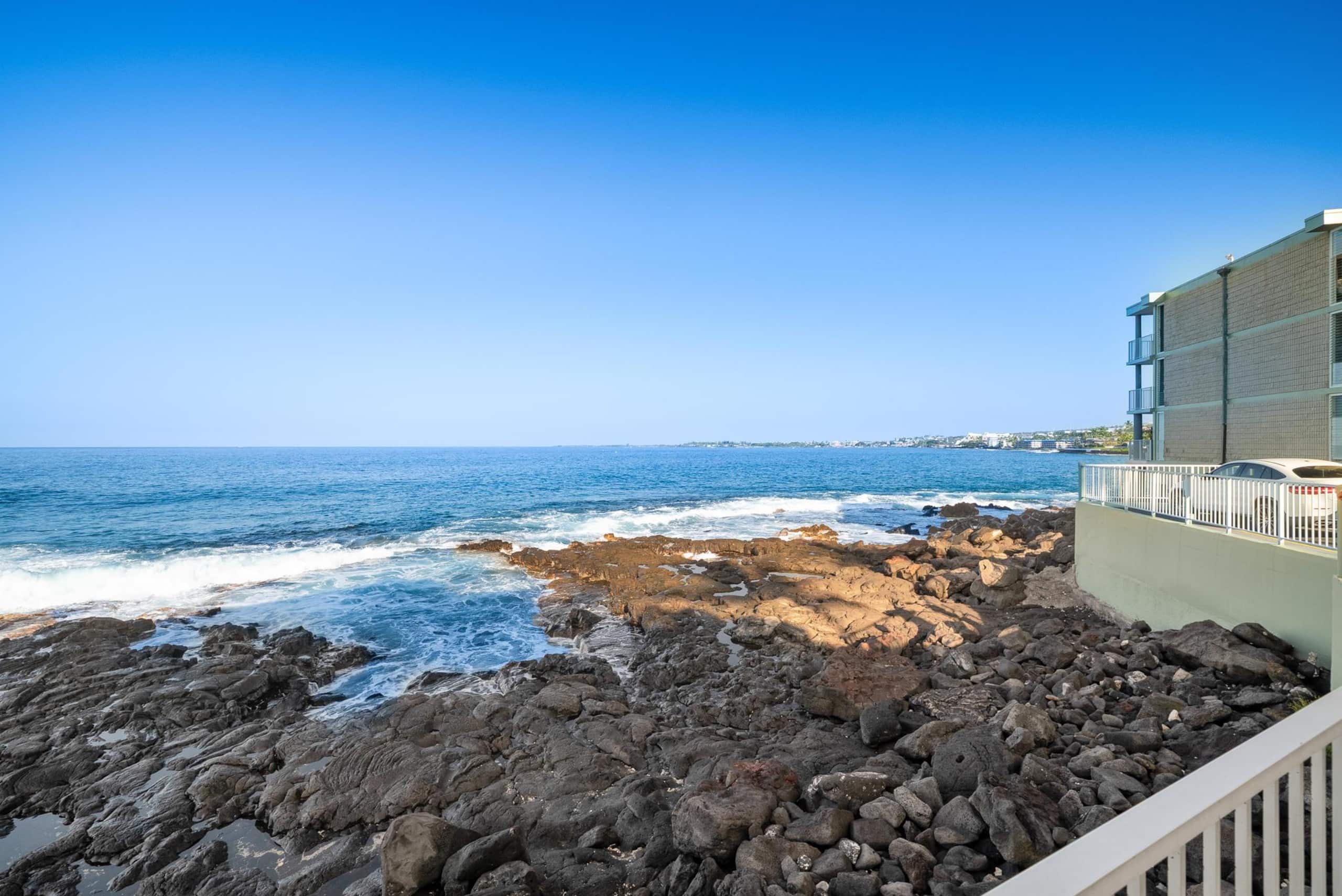 Kailua-Kona Oceanside Condo - Photo 25