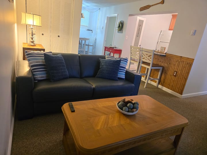Great Bike Week Rental. Walk To Main Strip! - Weirs Beach, NH