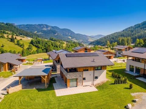 Wonderful ski in-ski out chalet with playroom