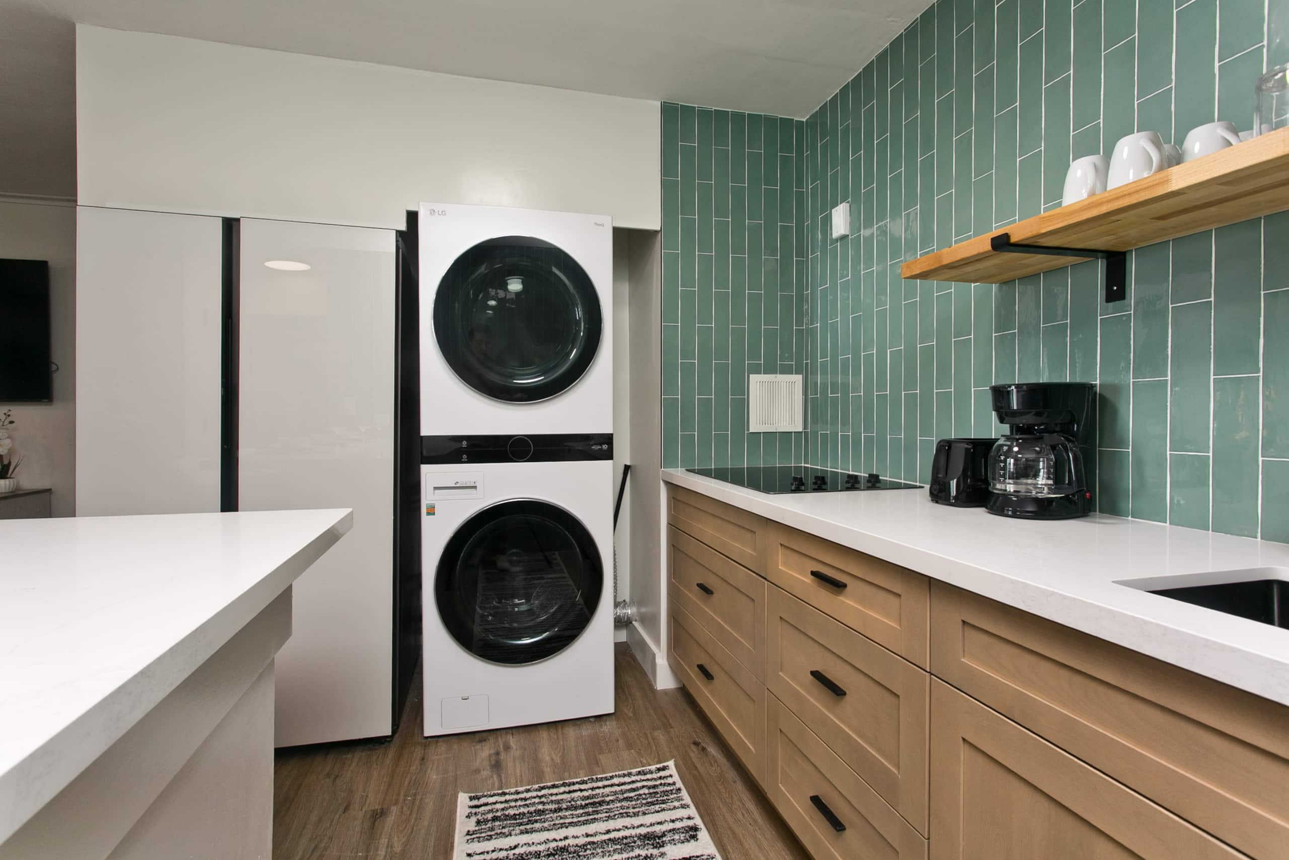 Home in Honolulu · ★4.91 · 2 bedrooms · 3 beds · 2 private baths - Image 11