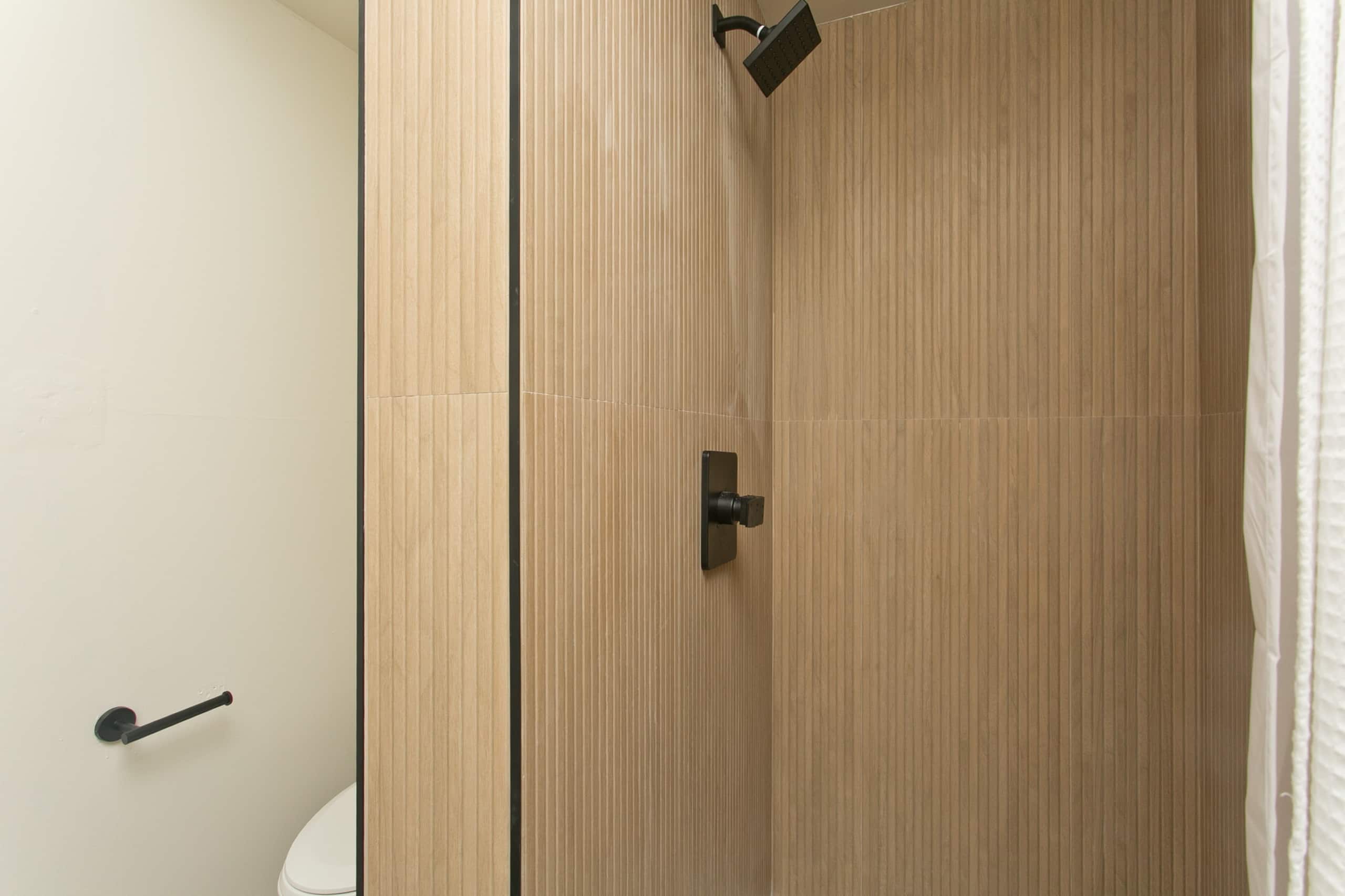 Home in Honolulu · ★4.91 · 2 bedrooms · 3 beds · 2 private baths - Image 21