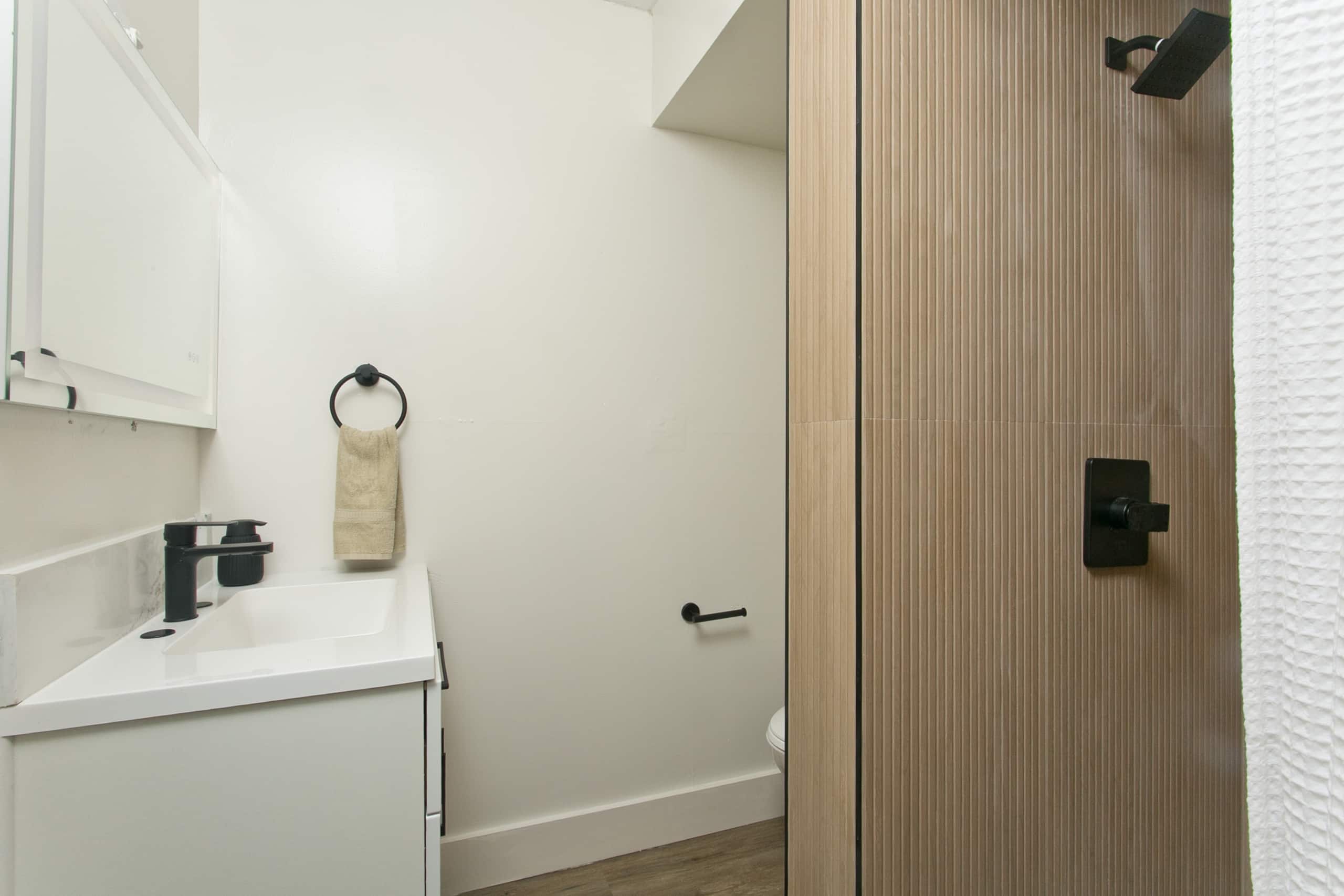 Home in Honolulu · ★4.91 · 2 bedrooms · 3 beds · 2 private baths - Image 20