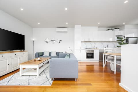 Stylish City-Edge Home with Balcony & Parking