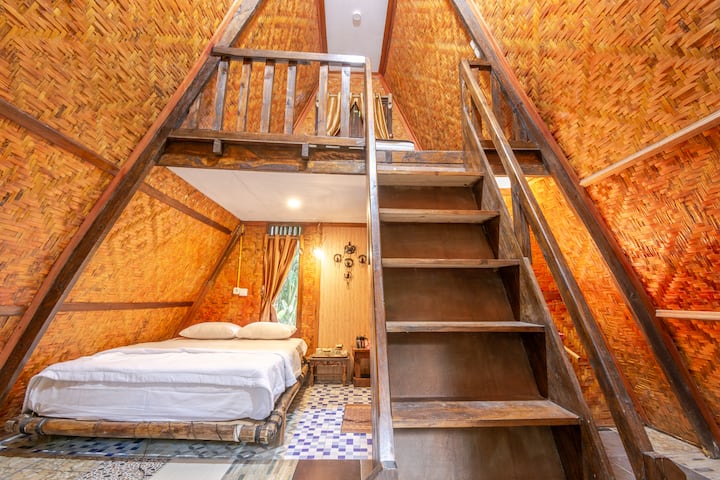 Penginapan Segitiga: Jungle Glamping - Sikabu - Payakumbuh