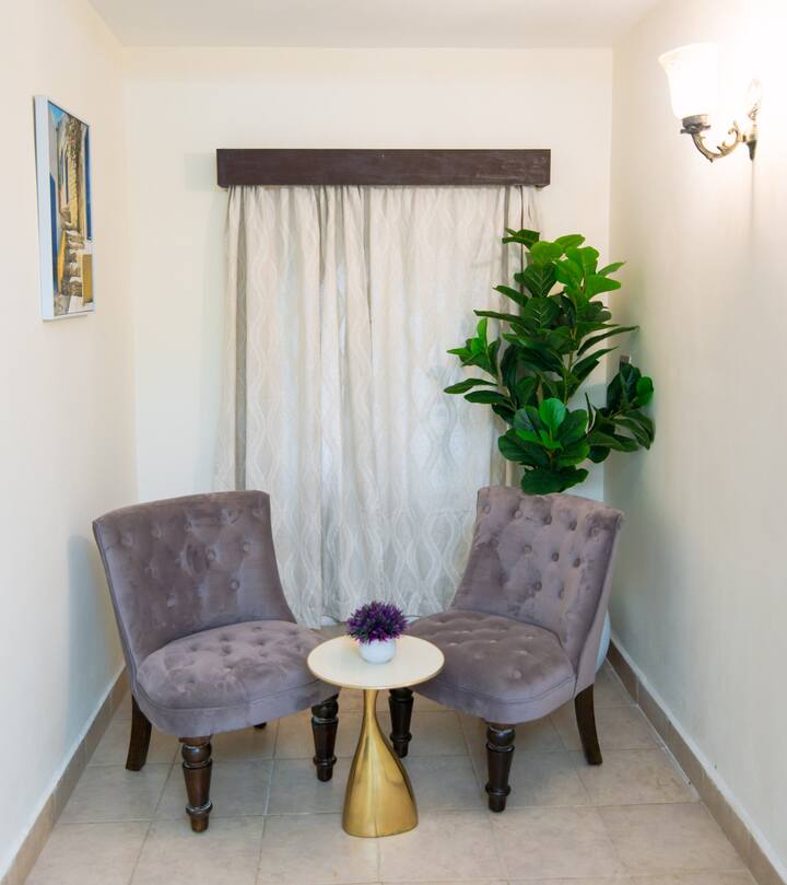 Living room image 3