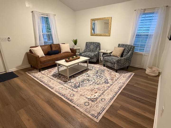 Downtown 3 Br/2 Ba Newly Reno'd Home Off Castle St - Wilmington, NC
