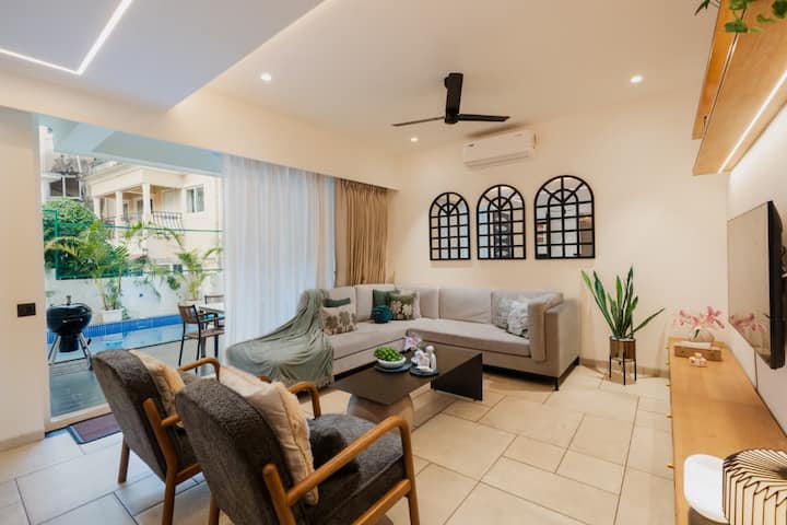 Living room image 1